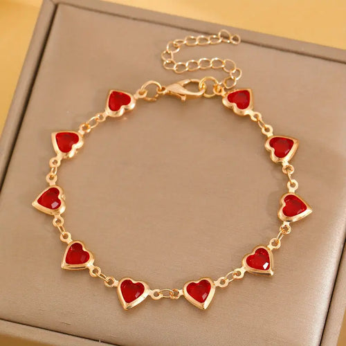 Ophelyra Garnetelle Bracelet | Gold