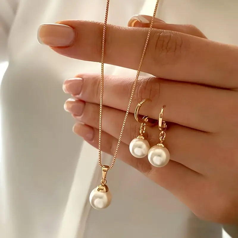 Golden Grace Pearl Jewelry Set | Gold
