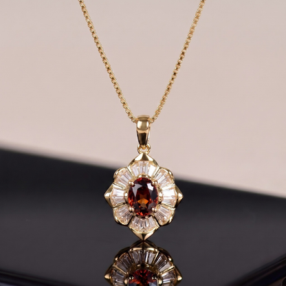 Kavella Solcrimson Necklace | Gold