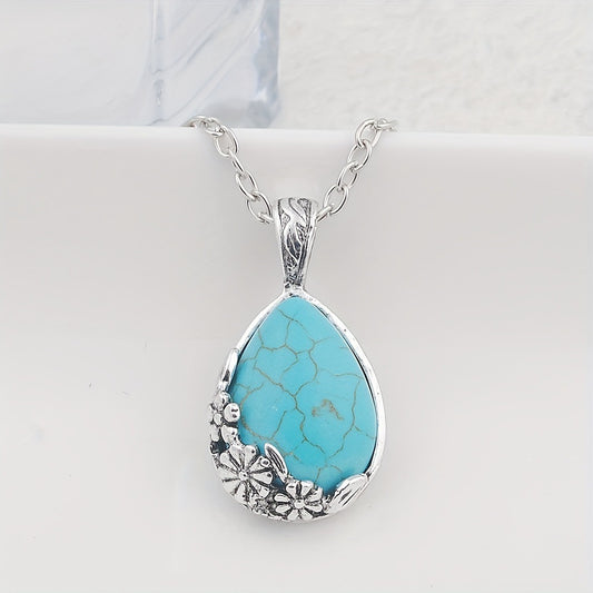 Serelle Ornament Pendant Necklace | White Gold